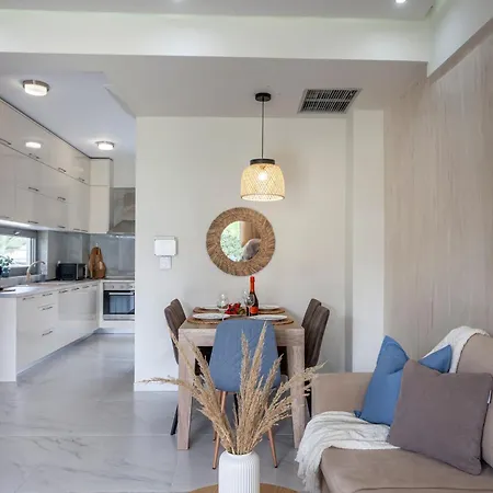 ヴィラ Dream Seafront ハニオティス