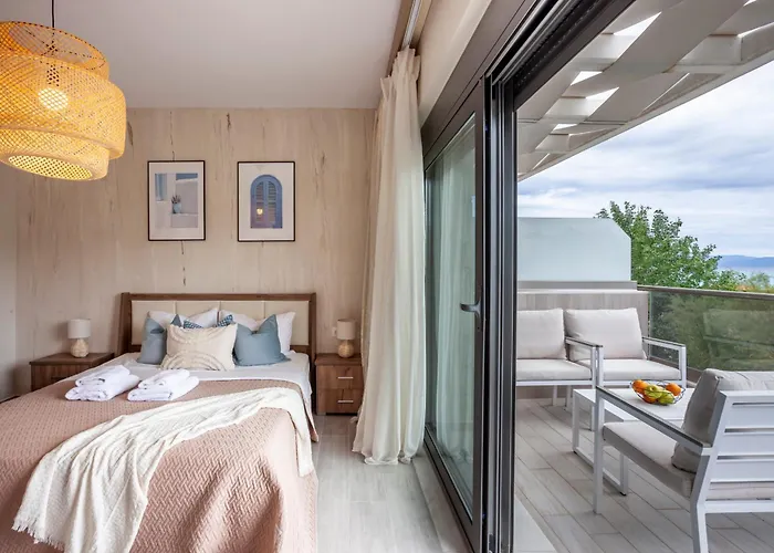 Dream Seafront Villa Hanioti